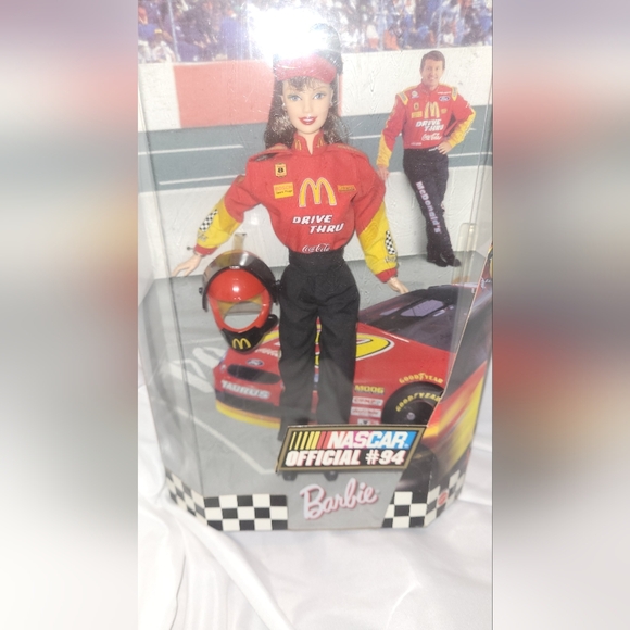 Barbie Nascar  Doll Nascar Official #94 - Picture 5 of 5